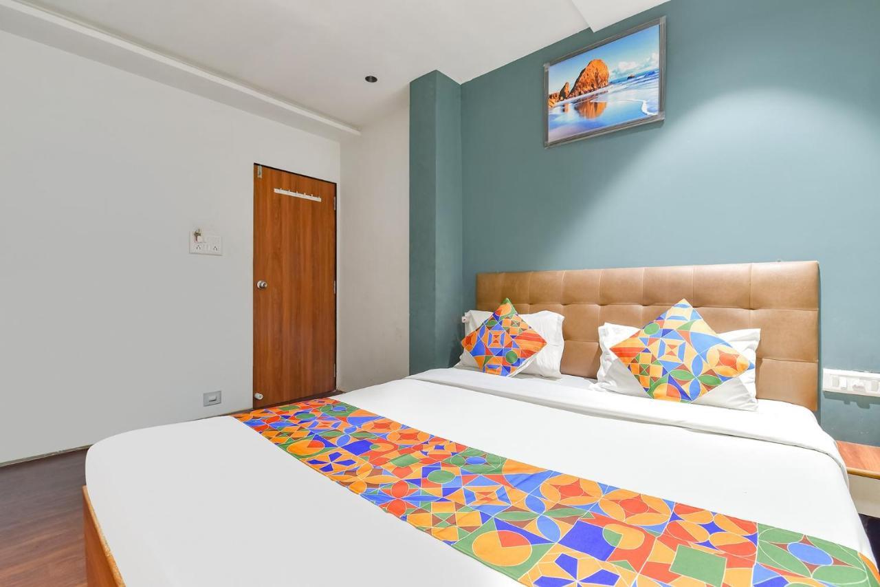 Fabhotel Nidhivan, Udhna Junction Surate Extérieur photo