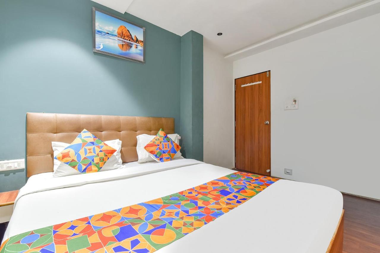 Fabhotel Nidhivan, Udhna Junction Surate Extérieur photo