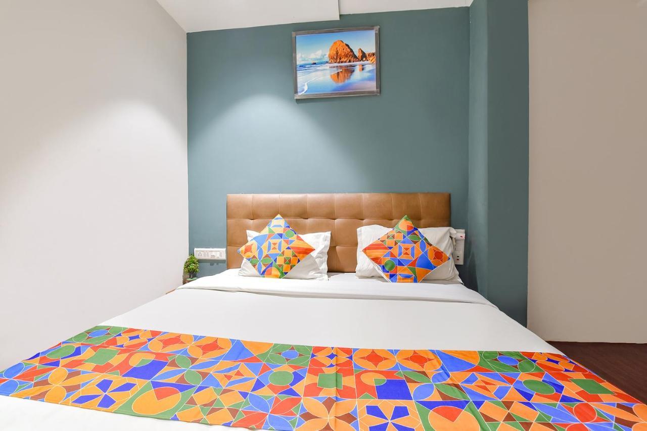 Fabhotel Nidhivan, Udhna Junction Surate Extérieur photo