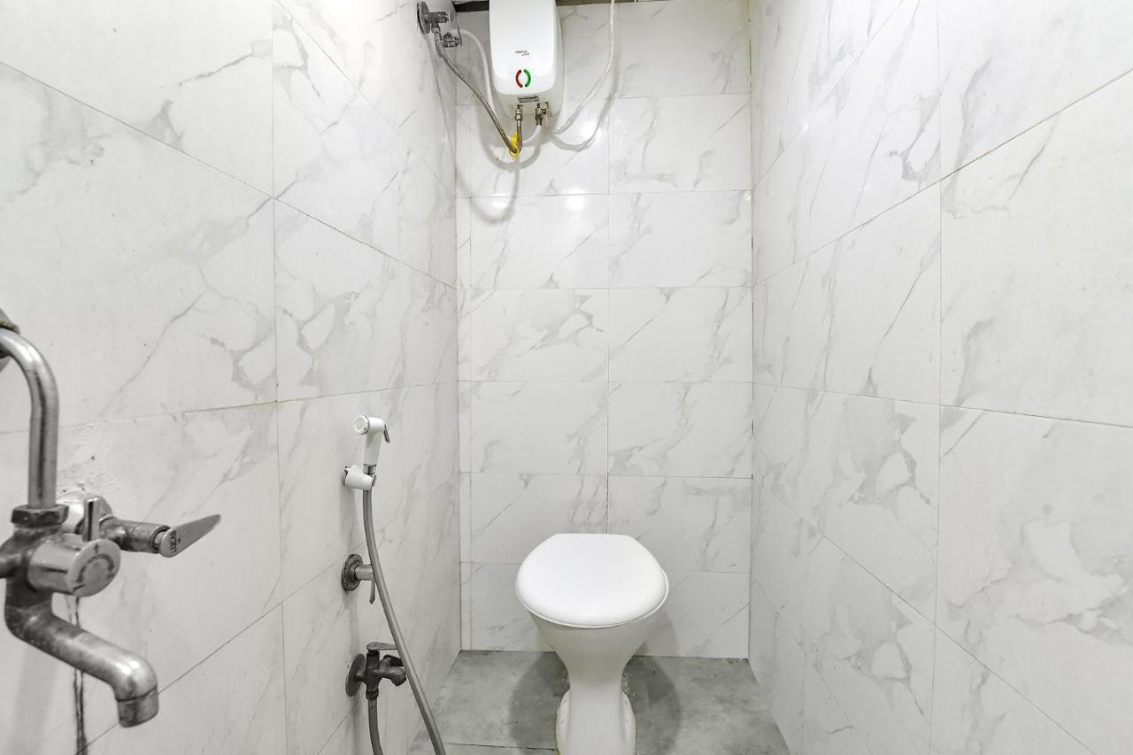 Fabhotel Nidhivan, Udhna Junction Surate Extérieur photo